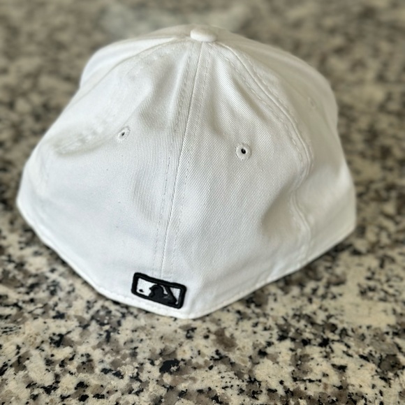 St Louis Cardinals New Era 59Fifty Fitted Baseball Cap 7 - Picture 3 of 5